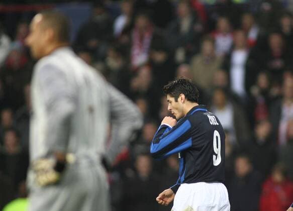 Julio Ricardo Cruz (Inter Mailand) - Torjubel -  Fußball EC 1 Herren Champions League 2007 2008, PSV Eindhoven - FC Internazionale Mailand 0:1 Gruppe Eindhoven Enttäuschung, Freude, Fußball EC 1 Herren Champions League 2007 2008, PSV Eindhoven - FC Internazionale Mailand 0:1 Gruppe Eindhoven Enttäuschung, Freude,