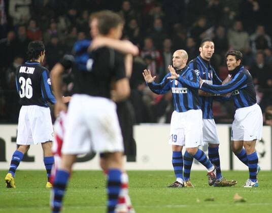 Schlussjubel Inter Mailand, v.re. Javier Zanetti, Marco Materazzi und Esteban Cambiasso -  Fußball EC 1 Herren Champions League 2007 2008, FC Internazionale Mailand Totale Eindhoven Freude, Fußball EC 1 Herren Champions League 2007 2008, FC Internazionale Mailand Totale Eindhoven Freude,