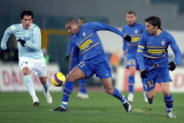 David Trezeguet (Mitte) am Ball, beobachtet von Alessandro del Piero (beide Juventus Turin) und Cristian Ledesma (Lazio Rom, li.) - Fußball Herren Serie A 2007 2008, 1. Italienische Liga, Lazio Rom - Juventus Turin 2:3, Juve Gruppe Rom Dynamik, Fußball Herren Serie A 2007 2008, 1. Italienische Liga, Lazio Rom - Juventus Turin 2:3, Juve Gruppe Rom Dynamik,