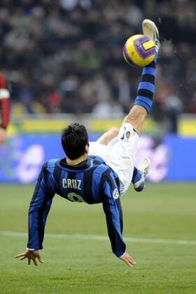 Julio Ricardo Cruz (Inter Mailand) - Fallrückzieher -  Fußball Herren Serie A 2007 2008, 1. Italienische Liga, FC Internazionale Mailand Einzelbild Mailand Dynamik, Fußball Herren Serie A 2007 2008, 1. Italienische Liga, FC Internazionale Mailand Einzelbild Mailand Dynamik,