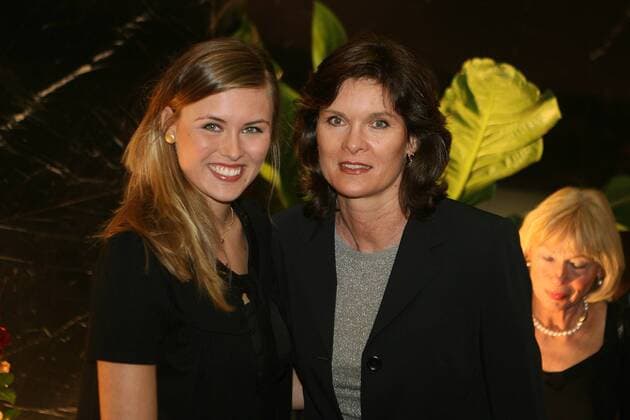 Ulrike Nasse Meyfarth (re.) mit ihrer Tochter Alexandra (beide Deutschland) anlässlich der Wahl zum Sportler des Jahres 2007 Leichtathletik Damen Wahl zum Sportler des Jahres 2007, Sportlerwahl, Gala, Sportgala, Preisverleihung, Gruppe Baden Baden Leichtathletik Damen Wahl zum Sportler des Jahres 2007, Sportlerwahl, Gala, Sportgala, Preisverleihung, Gruppe Baden Baden