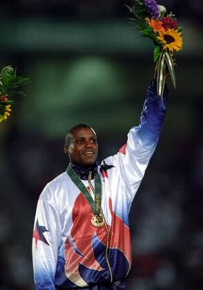 Carl Lewis (USA) - Weitsprung Olympiasieger 1996 Leichtathletik OS Sommer Herren Olympische Spiele Atlanta 1996, Sommerspiele, Einzelbild Atlanta Freude, Leichtathletik OS Sommer Herren Olympische Spiele Atlanta 1996, Sommerspiele, Einzelbild Atlanta Freude,