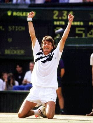 Michael Stich (Deutschland) gewinnt die All England Championships 1991 Tennis Herren All England Championships 1991, Grand Slam, ATP Tour, Finale Einzelbild Wimbledon London Freude, Begeisterung, Tennis Herren All England Championships 1991, Grand Slam, ATP Tour, Finale Einzelbild Wimbledon London Freude, Begeisterung,
