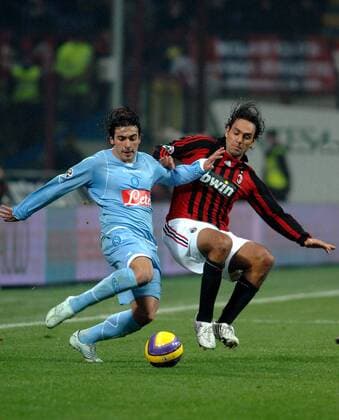 Ivan Ezequiel Lavezzi (Neapel, li.) gegen Alessandro Nesta (AC Mailand) - Fußball Herren Serie A 2007 2008, 1. Italienische Liga, AC Mailand - SSC Napoli 5:2, Milan Gruppe Mailand Dynamik, Fußball Herren Serie A 2007 2008, 1. Italienische Liga, AC Mailand - SSC Napoli 5:2, Milan Gruppe Mailand Dynamik,