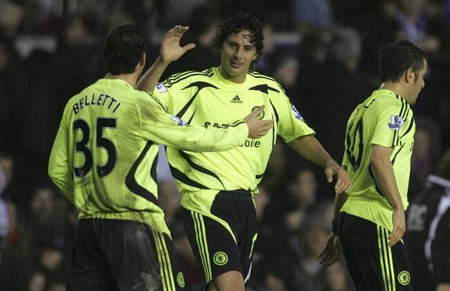 Claudio Pizarro (Mitte) und Juliano Belletti (beide Chelsea) - Torjubel - EDITORIAL USE ONLY. No use with unauthorised audio, video, data, fixture lists, club league logos or live services. Online in-match use limited to 120 images, no video emulation. No use in betting, games or single club league player publications. Fußball Herren English Premier League 2007 2008, 1. Englische Liga, Chelsea FC London Gruppe Birmingham Freude, Fußball Herren English Premier League 2007 2008, 1. Englische Liga, Chelsea FC London Gruppe Birmingham Freude,