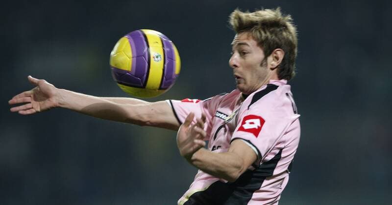 Federico Balzaretti (Palermo) am Ball -  Fußball Herren Serie A 2007 2008, 1. Italienische Liga, US Palermo Einzelbild Palermo Dynamik, Fußball Herren Serie A 2007 2008, 1. Italienische Liga, US Palermo Einzelbild Palermo Dynamik,
