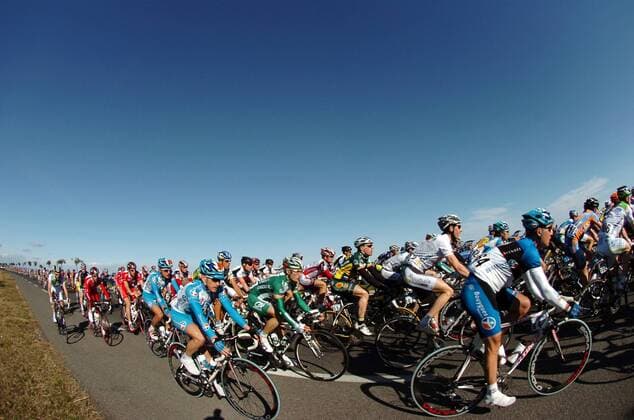Fahrerfeld bei der Etoile de Besseges 2008 -  Radsport Herren Etoile de Besseges 2008, Straßenradsport, Straße, Rad Totale 1. Etappe: Grau du Roi Radsport Herren Etoile de Besseges 2008, Straßenradsport, Straße, Rad Totale 1. Etappe: Grau du Roi