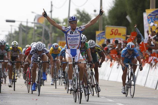 Danilo Hondo (Deutschland Diquigiovanni Androni) gewinnt die 4. Etappe der Tour de Langkawi 2008 -  Radsport Herren 13. Tour de Langkawi 2008, Straßenradsport, Straße, Rad Totale 4. Etappe: Port Dickson - Batu Pahat Radsport Herren 13. Tour de Langkawi 2008, Straßenradsport, Straße, Rad Totale 4. Etappe: Port Dickson - Batu Pahat