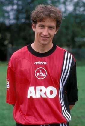 Frank Baumann (1.FC Nürnberg) Fußball 2. BL Herren DEUTSCHSPRACHIGE SPORTZEITSCHRIFTEN UND -ZEITUNGEN NUR NACH RÜCKSPRACHE, Saison 1997 1998 Porträt Nürnberg Fußball 2. BL Herren DEUTSCHSPRACHIGE SPORTZEITSCHRIFTEN UND -ZEITUNGEN NUR NACH RÜCKSPRACHE, Saison 1997 1998 Porträt Nürnberg
