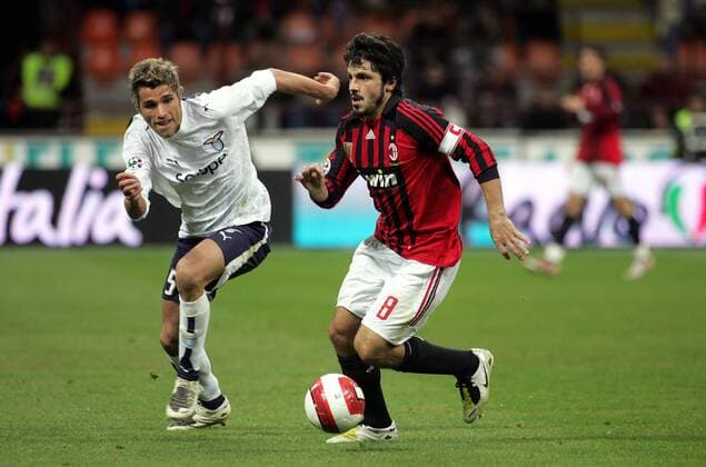 Gennaro Gattuso (AC Mailand, re.) gegen Valon Behrami (Lazio Rom) - Fußball Herren Serie A 2007 2008, 1. Italienische Liga, Milan - Lazio Rom 1:1 Gruppe Mailand Dynamik, Fußball Herren Serie A 2007 2008, 1. Italienische Liga, Milan - Lazio Rom 1:1 Gruppe Mailand Dynamik,