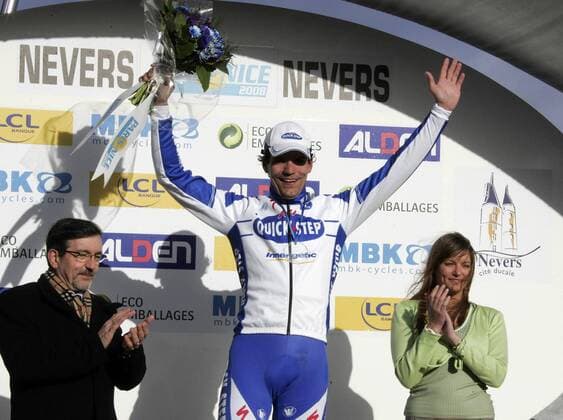 Gert Steegmans (Belgien Quick Step Innergetic) gewinnt die 1. Etappe Paris Nizza 2008 Radsport Herren Paris Nizza 2008, Straßenradsport, Straße, Rad Gruppe premiumd 1. Etappe: Chapelotte - Nevers Freude, Radsport Herren Paris Nizza 2008, Straßenradsport, Straße, Rad Gruppe premiumd 1. Etappe: Chapelotte - Nevers Freude,