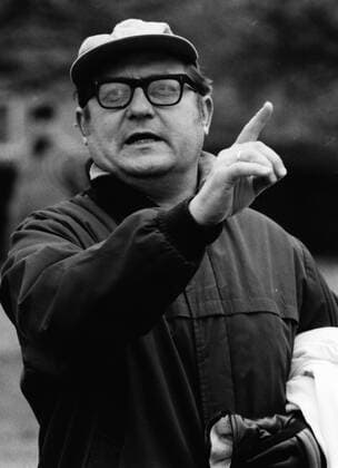 Trainer Imre Farkasinszky (Wolfsburg) gibt Anweisungen Fußball Herren Regionalliga Nord 1973 1974, VfL Wolfsburg, Training, Vneg, Vsw Einzelbild Wolfsburg Fußball Herren Regionalliga Nord 1973 1974, VfL Wolfsburg, Training, Vneg, Vsw Einzelbild Wolfsburg