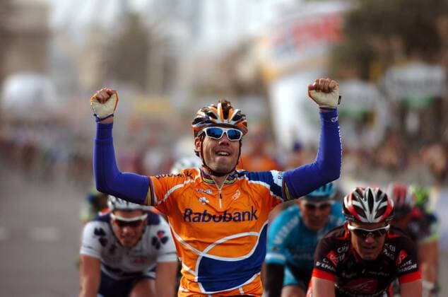 Oscar Freire (Spanien Rabobank) gewinnt die 1. Etappe des Tirreno Adriatico 2008 - Radsport Herren Tirreno Adriatico 2008, Straßenradsport, Straße, Rad, 1. Etappe Einzelbild Freude, Radsport Herren Tirreno Adriatico 2008, Straßenradsport, Straße, Rad, 1. Etappe Einzelbild Freude,