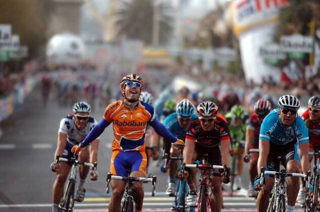 Oscar Freire (Spanien Rabobank, 2. v. li.) gewinnt die 1. Etappe des Tirreno Adriatico 2008 - Radsport Herren Tirreno Adriatico 2008, Straßenradsport, Straße, Rad, 1. Etappe Gruppe Freude, Radsport Herren Tirreno Adriatico 2008, Straßenradsport, Straße, Rad, 1. Etappe Gruppe Freude,