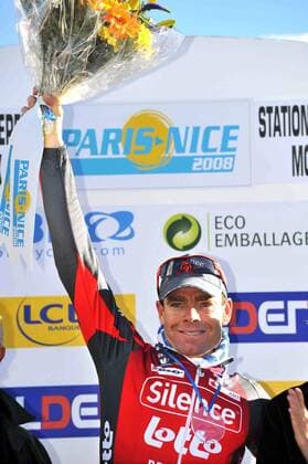 Cadel Evans (Australien Silence Lotto) bejubelt den Gewinn der 4. Etappe von Paris Nizza 2008 -  Radsport Herren Paris Nizza 2008, Straßenradsport, Straße, Rad Einzelbild 4. Etappe: Montelimar - Mont Ventoux Freude, Radsport Herren Paris Nizza 2008, Straßenradsport, Straße, Rad Einzelbild 4. Etappe: Montelimar - Mont Ventoux Freude,