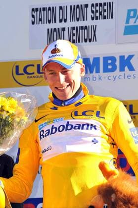 Robert Gesink (Niederlande Rabobank) im gelben Trikot bei der Siegerehrung der 4. Etappe von Paris Nizza 2008 -  Radsport Herren Paris Nizza 2008, Straßenradsport, Straße, Rad Einzelbild 4. Etappe: Montelimar - Mont Ventoux Freude, Radsport Herren Paris Nizza 2008, Straßenradsport, Straße, Rad Einzelbild 4. Etappe: Montelimar - Mont Ventoux Freude,
