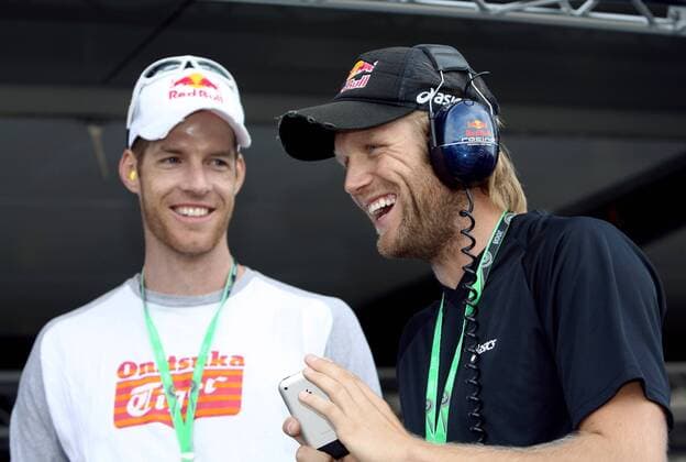 Julius Brink (re.) und Christoph Dieckmann (beide Deutschland) zu Gast bei der Formel 1 - Motorsport Grand Prix Herren Großer Preis von Australien 2008, Formel 1 Weltmeisterschaft, F1, F, GP, WM, Qualifying Gruppe Albert Park Melbourne Harmonie, Motorsport Grand Prix Herren Großer Preis von Australien 2008, Formel 1 Weltmeisterschaft, F1, F, GP, WM, Qualifying Gruppe Albert Park Melbourne Harmonie,