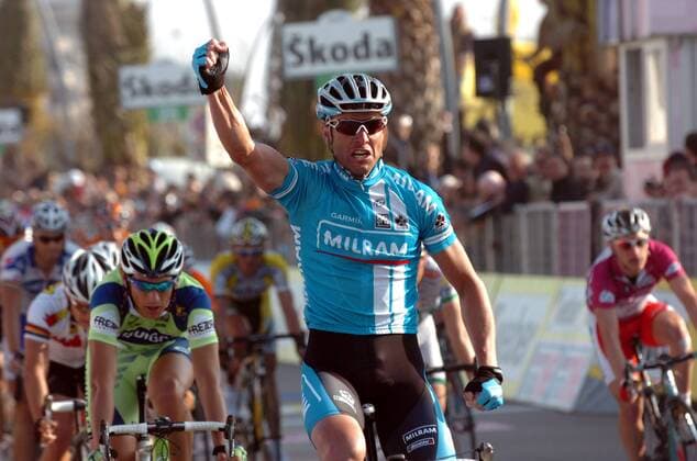 Alessandro Petacchi (Italien Milram) gewinnt die 4. Etappe der Tirreno Adriatico 2008 -  Radsport Herren Tirreno Adriatico 2008, Straßenradsport, Straße, Rad Einzelbild 4. Etappe: Porto Recanati - Civitanova Marche Freude, Radsport Herren Tirreno Adriatico 2008, Straßenradsport, Straße, Rad Einzelbild 4. Etappe: Porto Recanati - Civitanova Marche Freude,