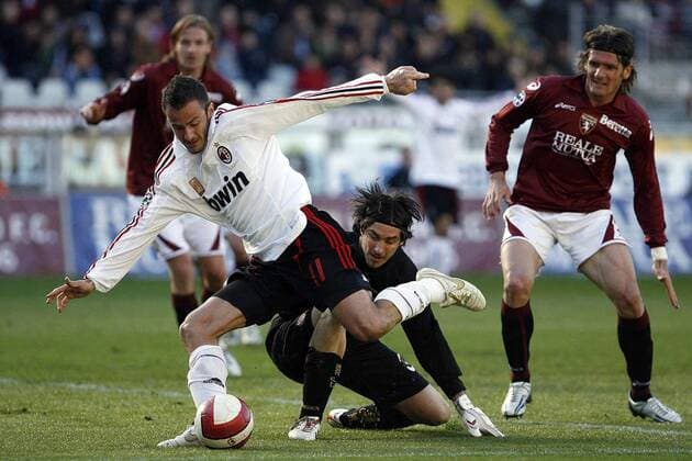 Alberto Gilardino (AC Mailand, li..) gegen Torwart Alberto Maria Fontana (FC Turin, Mitte) - Fußball Herren Serie A 2007 2008, 1. Italienische Liga, Torino FC - AC Mailand 0:1, Milan, Vdig Gruppe Turin Dynamik, Fußball Herren Serie A 2007 2008, 1. Italienische Liga, Torino FC - AC Mailand 0:1, Milan, Vdig Gruppe Turin Dynamik,