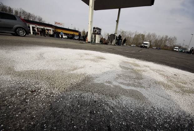 Tankstelle der Autobahnraststätte Crocetta: auf welcher der Fan des FC Parma ums Leben gekommen ist -  Fußball Herren Serie A 2007 2008, 1. Italienische Liga, Juventus Turin - FC Parma, Juve Einzelbild o0 Todesfall Crocetta Fußball Herren Serie A 2007 2008, 1. Italienische Liga, Juventus Turin - FC Parma, Juve Einzelbild o0 Todesfall Crocetta