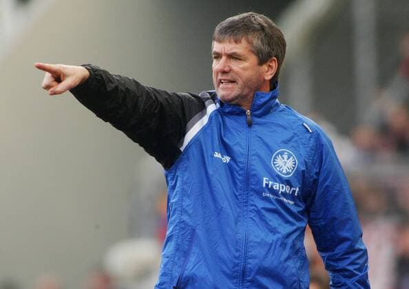 Trainer Friedhelm Funkel (Frankfurt) gibt Anweisungen Fußball 1. BL Herren Saison 2007 2008, Eintracht Frankfurt Einzelbild Leverkusen Fußball 1. BL Herren Saison 2007 2008, Eintracht Frankfurt Einzelbild Leverkusen