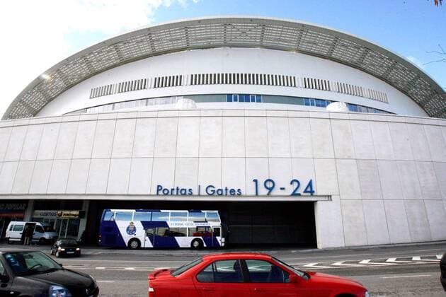 Fußball, Stadiongeschichte FC Porto Estadio Do Dragao, Heimspielstätte des FC Porto -  Fußball Herren SuperLiga 2007 2008, 1. Portugiesische Liga Totale Porto Fußball Herren SuperLiga 2007 2008, 1. Portugiesische Liga Totale Porto
