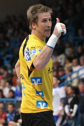 Oliver Roggisch (Rhein Neckar Löwen) - thumbs up Handball 1. BL Herren Saison 2007 2008, SG Kronau Östringen, Rhein Neckar Löwen Einzelbild Aschaffenburg Handball 1. BL Herren Saison 2007 2008, SG Kronau Östringen, Rhein Neckar Löwen Einzelbild Aschaffenburg