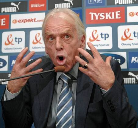 Nationaltrainer Leo Beenhakker (Polen) aufgebracht -  (EN00160727032) Fußball EM Herren Nationalteam 2008, Pressekonferenz, Pressetermin Einzelbild Warschau Wut, Fußball EM Herren Nationalteam 2008, Pressekonferenz, Pressetermin Einzelbild Warschau Wut,