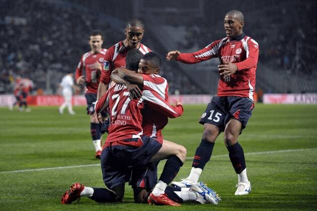 Torjubel Lille mit u.a. Emerson (re.) -  Fußball Herren Ligue 1 2007 2008, 1. Französische Liga, OSC Lille Gruppe Marseille Freude, Begeisterung, Fußball Herren Ligue 1 2007 2008, 1. Französische Liga, OSC Lille Gruppe Marseille Freude, Begeisterung,