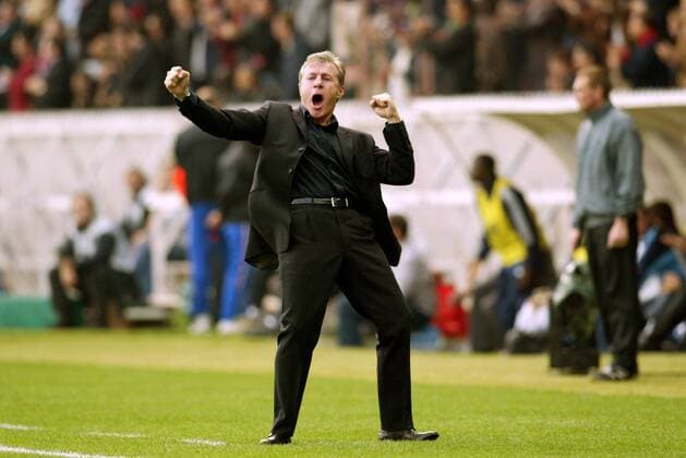 Trainer Luis Fernandez (Paris St. Germain) -  (pan2715) Fußball Herren Ligue 1 2002 2003, 1. Französische Liga, Saint, PSG Einzelbild Paris Freude, Fußball Herren Ligue 1 2002 2003, 1. Französische Liga, Saint, PSG Einzelbild Paris Freude,