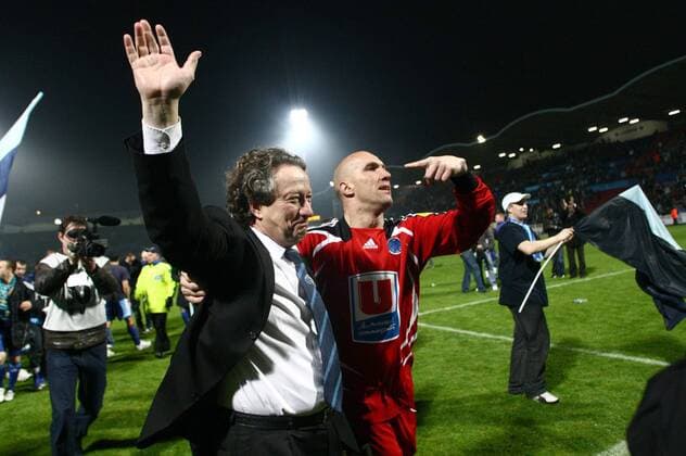 Präsident Jean Pierre Louvel (li.) und Torwart Christophe Revault (beide Le Havre) feiern den Aufstieg 2008 -  (pan25527) Fußball Herren Ligue 2 2007 2008, 2. Französische Liga, Deux, AC Le Havre Gruppe Chateauroux Freude, Fußball Herren Ligue 2 2007 2008, 2. Französische Liga, Deux, AC Le Havre Gruppe Chateauroux Freude,