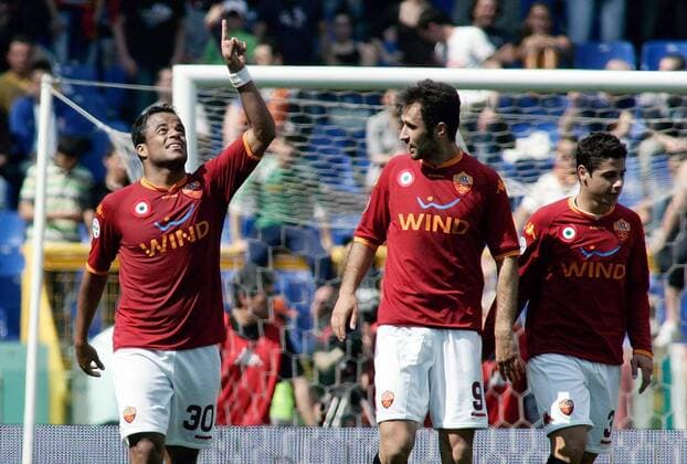 Torjubel AS Rom, v.li.: Mancini, Mirko Vucinic und Cicinho - Fußball Herren Serie A 2007 2008, 1. Italienische Liga, AS Roma, Rom Gruppe Rom Freude, Fußball Herren Serie A 2007 2008, 1. Italienische Liga, AS Roma, Rom Gruppe Rom Freude,