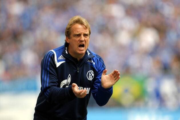 Trainer Mike Büskens (Schalke) feuert an Fußball 1. BL Herren Saison 2007 2008, FC Schalke 04 Einzelbild Gelsenkirchen Fußball 1. BL Herren Saison 2007 2008, FC Schalke 04 Einzelbild Gelsenkirchen