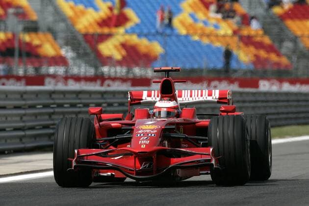 Kimi Räikkönen (Finnland Ferrari) in seinem Boliden Motorsport Grand Prix Herren Großer Preis der Türkei 2008, Formel 1 Weltmeisterschaft, F1, F, GP, WM Einzelbild Istanbul Motorsport Grand Prix Herren Großer Preis der Türkei 2008, Formel 1 Weltmeisterschaft, F1, F, GP, WM Einzelbild Istanbul