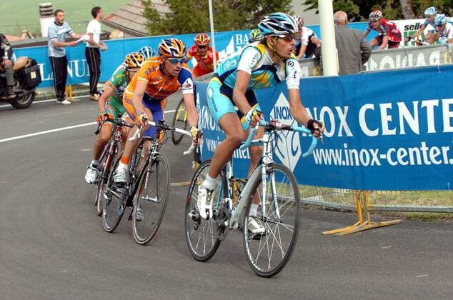 Andreas Klöden (Deutschland Astana, re.) vor Denis Menchov (Russland Rabobank) -  Radsport Herren Giro d Italia 2008, dItalia, Straßenradsport, Straße, Rad Gruppe 7. Etappe: Vasto - Pescocostanzo Dynamik, Radsport Herren Giro d Italia 2008, dItalia, Straßenradsport, Straße, Rad Gruppe 7. Etappe: Vasto - Pescocostanzo Dynamik,