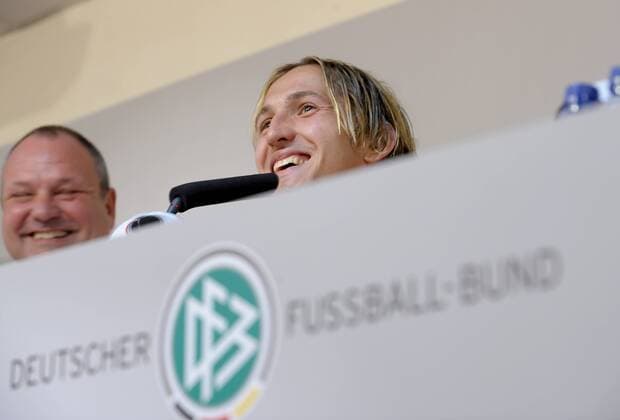 Torwart Rene Adler (Deutschland) - Pressekonferenz während des Trainingslagers auf Mallorca Fußball Herren DFB Pressekonferenz 2008, Nationalmannschaft, Trainingslager, Pressetermin Einzelbild Palma de Mallorca Fußball Herren DFB Pressekonferenz 2008, Nationalmannschaft, Trainingslager, Pressetermin Einzelbild Palma de Mallorca