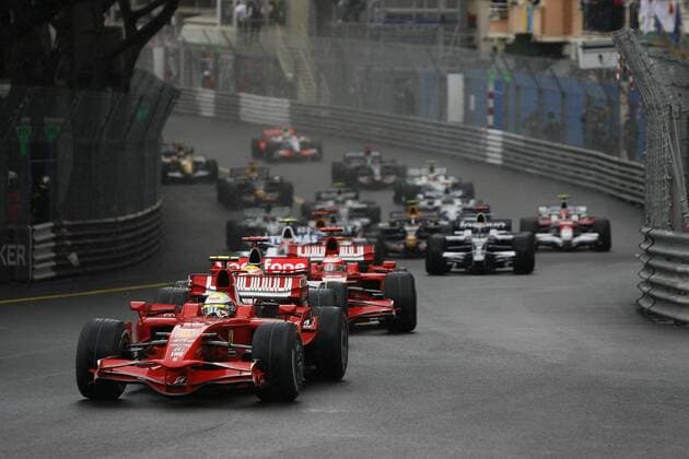 Start zum GP von Monaco 2008 - Felipe Massa (Brasilien Ferrari) führt das Feld an -  Motorsport Grand Prix Herren Großer Preis von Monaco 2008, Formel 1 Weltmeisterschaft, F1, F, GP, WM Totale Monte Carlo