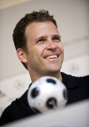 Teammanager Oliver Bierhoff (Deutschland) Fußball EM Herren Nationalmannschaft 2008, Pressekonferenz, Pressetermin, Vorschau Euro Porträt Palma de Mallorca Freude,