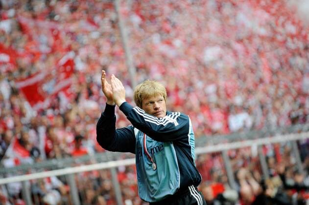 Fußball, FC Bayern München, Deutscher Meister 2008 Torwart Oliver Kahn (Bayern) verabschiedet sich als Deutscher Meister von den Anhängern Fußball 1. BL Herren Saison 2007 2008, FC Bayern München, Vdig Einzelbild München