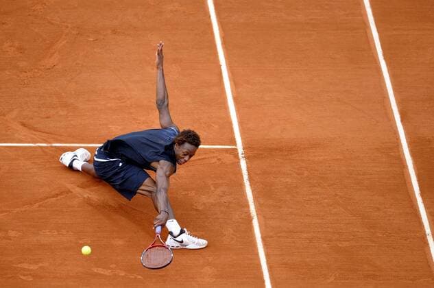 Gael Monfils (Frankreich) -  Tennis Herren French Open 2008, Grand Slam, ATP Tour Einzelbild Roland Garros Paris Dynamik,