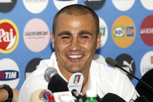 Fabio Cannavaro (Italien) während der Pressekonferenz, trotz Leidens, das ihn an der Teilnahme der EM 2008 hindert, gut gelaunt - Fußball EM Herren Vorschau Euro 2008, Nationalteam, Pressekonferenz, Pressetermin, Vdig Porträt Oberwaltersdorf Fußball EM Herren Vorschau Euro 2008, Nationalteam, Pressekonferenz, Pressetermin, Vdig Porträt Oberwaltersdorf