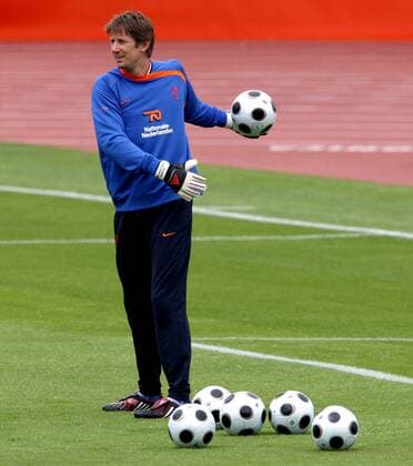 Torwart Edwin van der Sar (Niederlande) -  Fußball EM Herren Vorschau EURO 2008, Nationalteam, Training, Vdig Einzelbild Lausanne