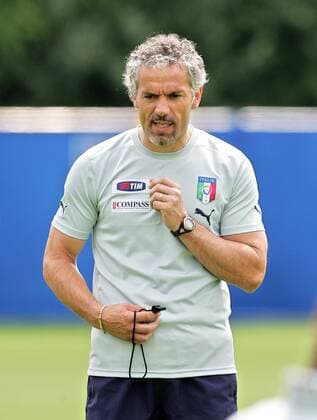 Nationaltrainer Roberto Donadoni (Italien) -  Fußball EM Herren Vorschau Euro 2008, Trainingslager, Nationalteam, Training Einzelbild Enzersdorf Nachdenklichkeit, Skepsis, Fußball EM Herren Vorschau Euro 2008, Trainingslager, Nationalteam, Training Einzelbild Enzersdorf Nachdenklichkeit, Skepsis,
