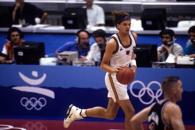 Henning Harnisch (Deutschland) Basketball OS Sommer Herren Olympische Spiele Barcelona 1992, Sommerspiele, Länderspiel, Nationalteam, Nationaltrikot, Einzelbild Barcelona Dynamik, Basketball OS Sommer Herren Olympische Spiele Barcelona 1992, Sommerspiele, Länderspiel, Nationalteam, Nationaltrikot, Einzelbild Barcelona Dynamik,