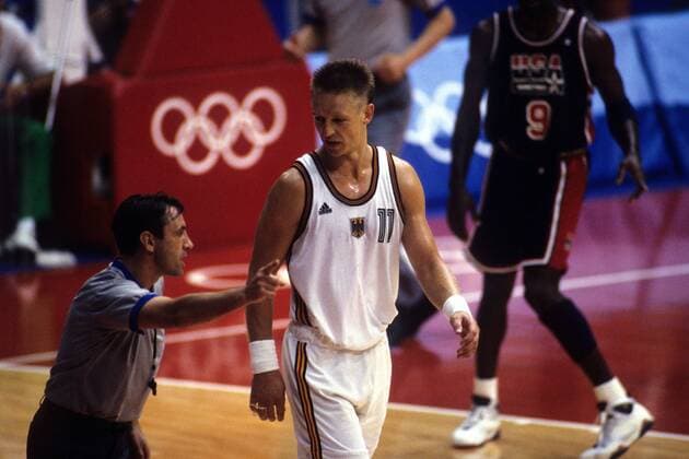 Detlef Schrempf (Deutschland, Mitte) Basketball OS Sommer Herren Olympische Spiele Barcelona 1992, Sommerspiele, Länderspiel, Nationalteam, Nationaltrikot, Gruppe Barcelona Basketball OS Sommer Herren Olympische Spiele Barcelona 1992, Sommerspiele, Länderspiel, Nationalteam, Nationaltrikot, Gruppe Barcelona