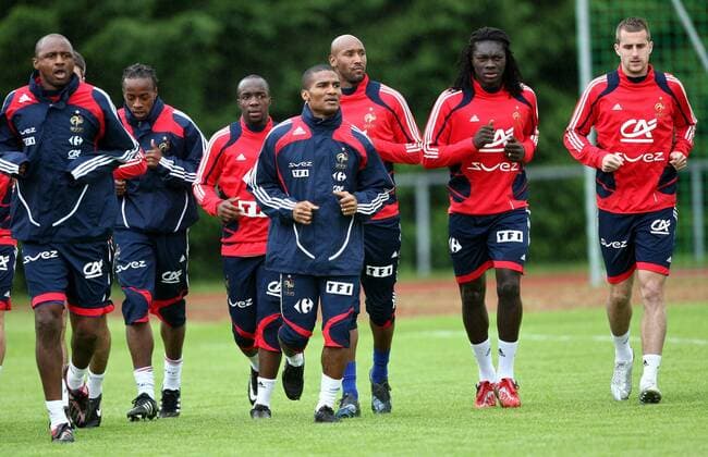 Warmlaufen Frankreich -  Fußball EM Herren Vorschau EURO 2008, Nationalmannschaft, Training Gruppe Clairefontaine Fußball EM Herren Vorschau EURO 2008, Nationalmannschaft, Training Gruppe Clairefontaine