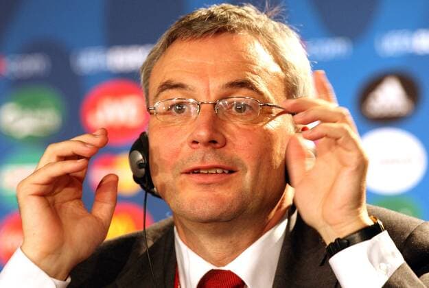 UEFA Generalsekretär David Taylor (Schottland) - Pressekonferenz -  Fußball EM Herren Vorschau Euro 2008, Medien Briefing, Pressekonferenz, Pressetermin, Vdig Porträt Basel