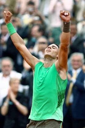 Rafael Nadal (Spanien) - Schlussjubel -  (pan26301) Tennis Herren French Open 2008, Grand Slam, ATP Tour Einzelbild Roland Garros Paris Freude, Begeisterung, Tennis Herren French Open 2008, Grand Slam, ATP Tour Einzelbild Roland Garros Paris Freude, Begeisterung,