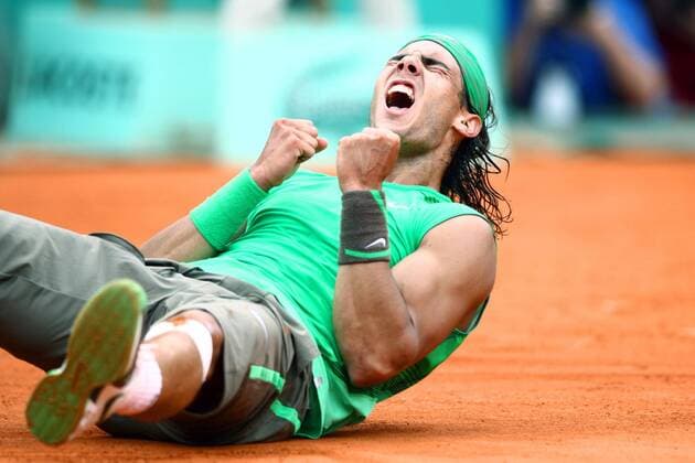 Rafael Nadal (Spanien) - Schlussjubel am Boden -  (pan26301) Tennis Herren French Open 2008, Grand Slam, ATP Tour Einzelbild Roland Garros Paris Freude, Begeisterung, Tennis Herren French Open 2008, Grand Slam, ATP Tour Einzelbild Roland Garros Paris Freude, Begeisterung,