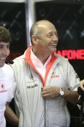 Teamchef Ron Dennis (England McLaren Mercedes) gut gelaunt Motorsport Grand Prix Herren Großer Preis von Kanada 2008, Formel 1 Weltmeisterschaft, F1, F, GP, WM Einzelbild Montreal Freude,